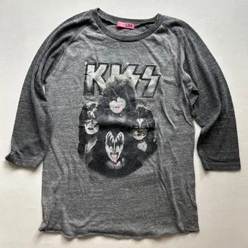 LDS/KISS 그레이 래글런 슬리브 티셔츠