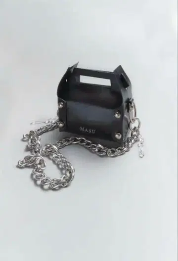 레어 MASU Leather Cake Bag Chain