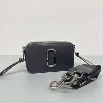 새상품급 마크제이콥스 가죽 숄더 스냅샷 블랙 카메라백