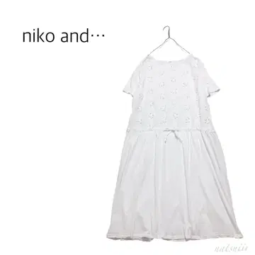 niko and 니코앤드 . 플라워 모티브 자수 절개 원피스