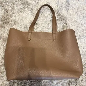 cuyana 가죽 토트백