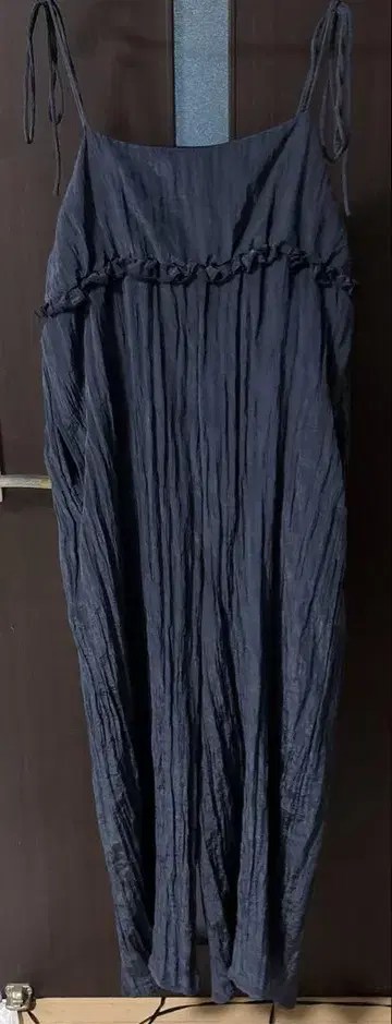 프릭스 스토어 워셔 가공 멜빵바지
