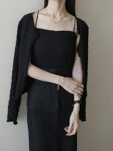 amel 2piece emboss desi gn ensemble