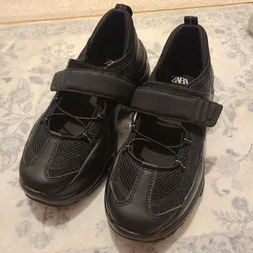 자라 블랙 샌들 36