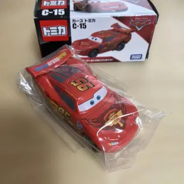 카즈 토미카 라이트닝 맥퀸 월드 그랑프리 타입 c-15