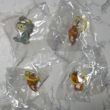 리락쿠마 메지루시 참 참 액세서리 스트랩 4개 세트