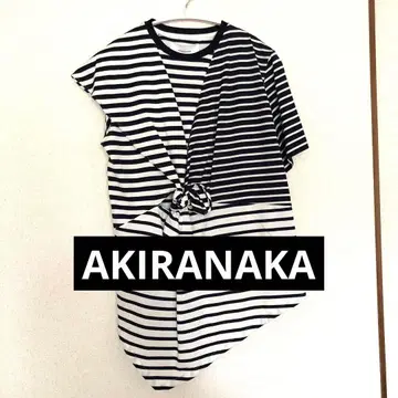 새상품 [ AKIRANAKA ] 보더 리본 변형 티셔츠