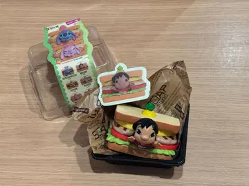 스티치 샌드위치