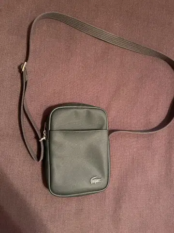 라코스테 LACOSTE 숄더백 버티컬 카메라백