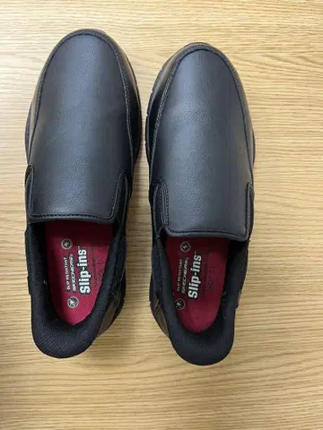 스케쳐스 28cm