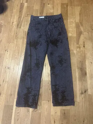 ZARA 데미지 가공 스트레이트 데님 팬츠