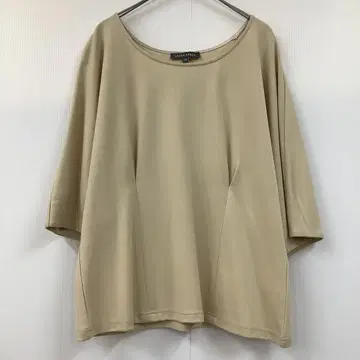 LAURA ASHLEY 로라 애슐리 플레어 슬리브 블라우스 티셔츠