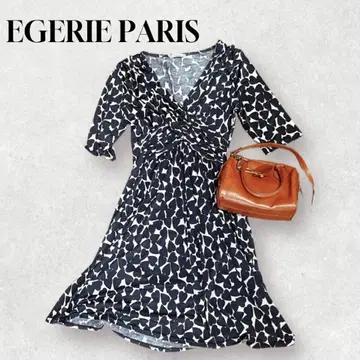 EGERIE PARIS 7부 소매 하트 무늬 원피스