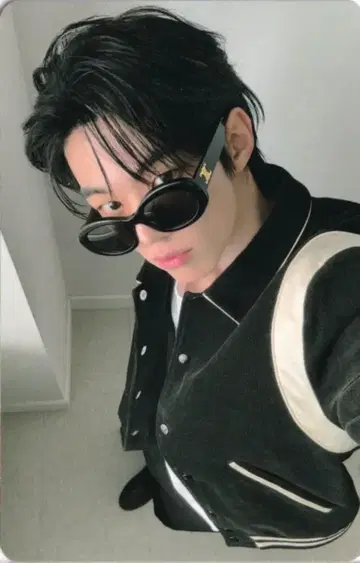 TWS 타워 레코드 도훈, 함께 시도해 보세요!