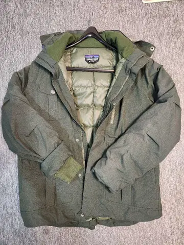 Patagonia 다운 자켓 M 사이즈 올리브 그린