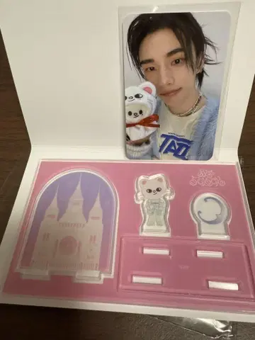 스키즈 펜미 SKZ 5'CLOCK 아크릴 스탠드 트레이딩 카드 포함 현진