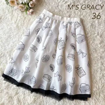 새상품급 M'S GRACY 2021 모티브 프린트 스커트 화이트 36