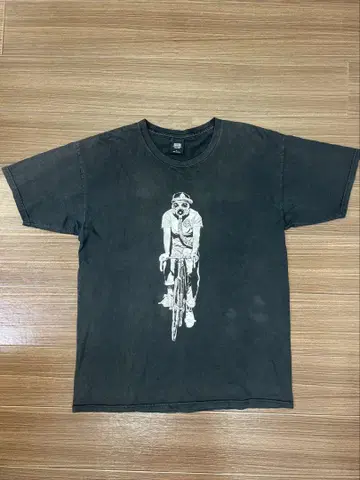 OBEY 80s GasMask 자전거 티셔츠