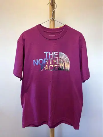 THE NORTH FACE 퍼플 티셔츠 M 사이즈