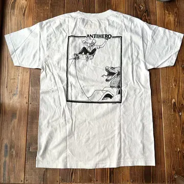 안티 히어로 ANTIHERO 스컬 대뱀 포켓 티셔츠