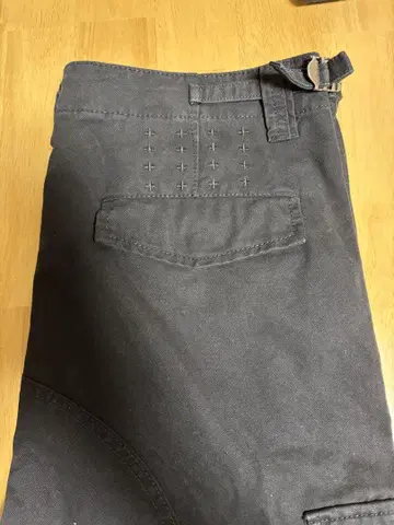 KSUBI 카고 팬츠