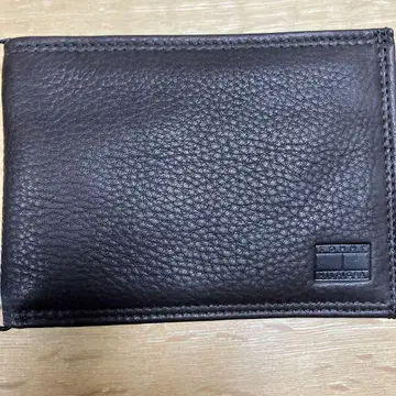TOMMY HILFIGER 브라운 가죽 접이식 지갑