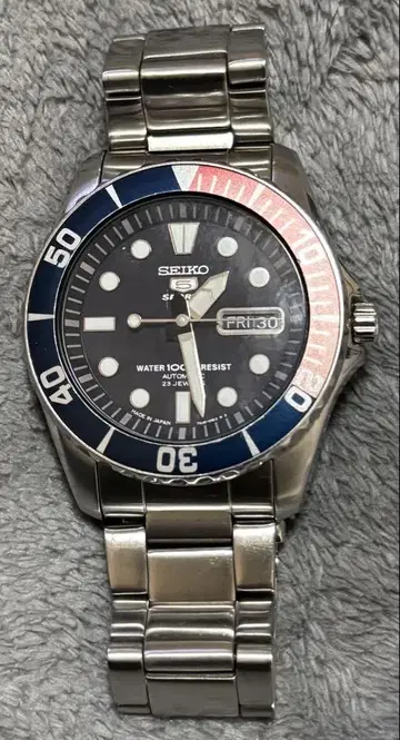 SEIKO 5 sports 오토매틱 본체만, 스크래치 있음!