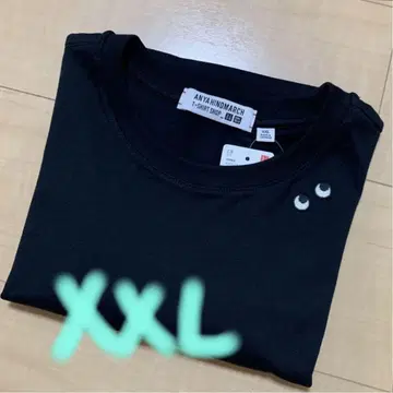 유니클로 안야 힌드마치 박스 티 2XL 블랙 안야