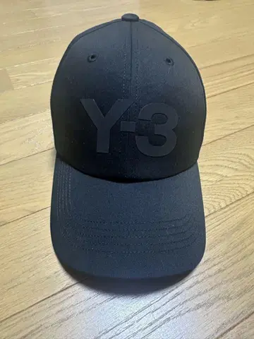 Y-3 캡