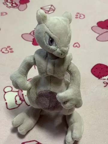 뮤츠 봉제 인형