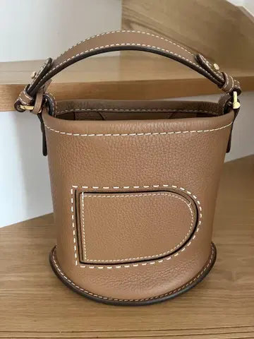 거의 새상품 델보 빵 미니 버킷 사르피케