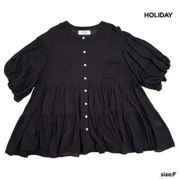 HOLIDAY 홀리데이 가슴 너비가 넉넉한 티어드 블라우스 셔츠 블랙 F