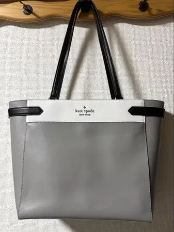 새상품급 kate spade 케이트 스페이드 토트백 A4 사이즈 대용량