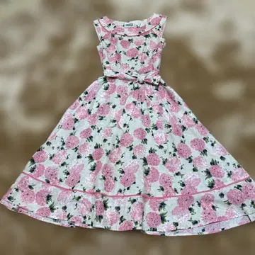 미사용 새상품 laura ashley 린넨 혼방 꽃무늬 원피스