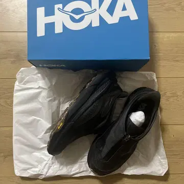 Hoka U Project Transport 스니커즈