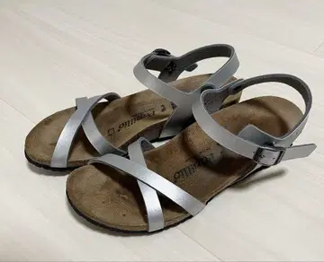 버켄스탁 샌들 실버 38 24.5