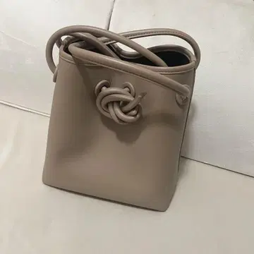 vasic 본드 미니 브라운 계열 핸드백 깔창 포함