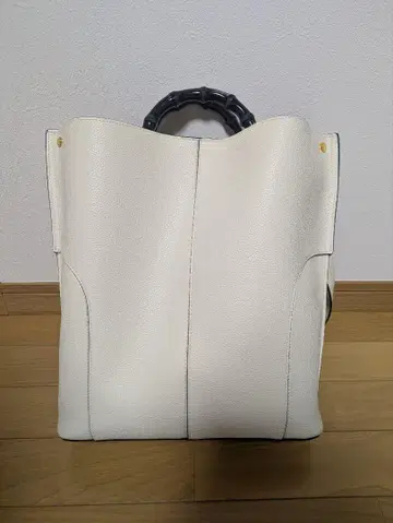 EPOR 로프 화이트 가죽 대나무 핸들 백