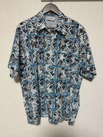 Iroquois 22SS A BOY A MAN UK 반팔 셔츠