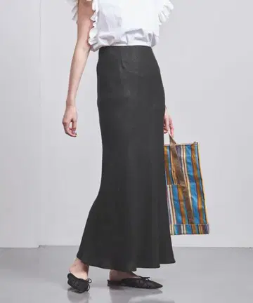 23SS 유나이티드 애로우즈 SACRA 타이트 맥시 스커트