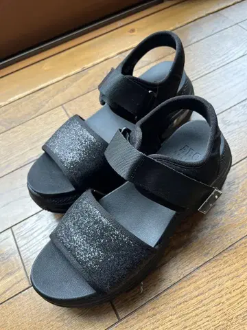글리터 볼륨 스포츠 샌들 ABC 마트 M 사이즈