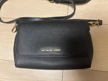 MICHEAL KORS 백