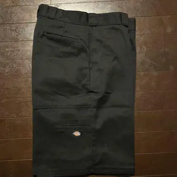 Dickies 블랙 숏팬츠 38