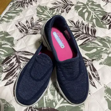 Skechers Go Walk 2 네이비 슬립온