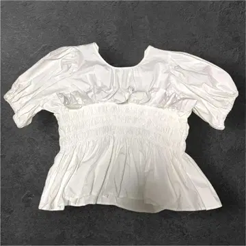 papier 화이트 퍼프 슬리브 상의 Louise blouse