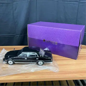 KYOSHO 도요타 센추리 블랙