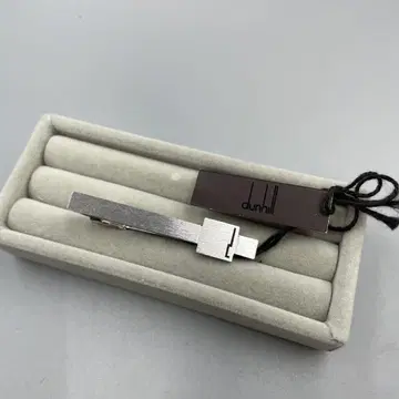 056 dunhill 실버 넥타이핀 Made in Italy
