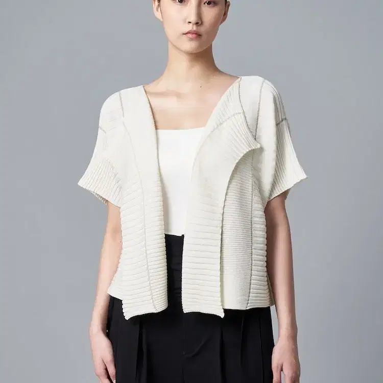 ISSEY MIYAKE COLUMN KNIT カーディガン ISSEY MIYAKE | 이세이미야케 Issey Miyake Column Knit Cardigan
