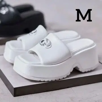 [WEB 한정판!] GDmetallic 볼륨 밑창 샌들