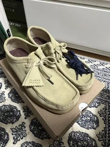 CLARKS 왈라비 베이지 27cm